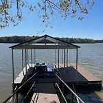 Hickory Haven - Stunning Lake Views - Private Dock