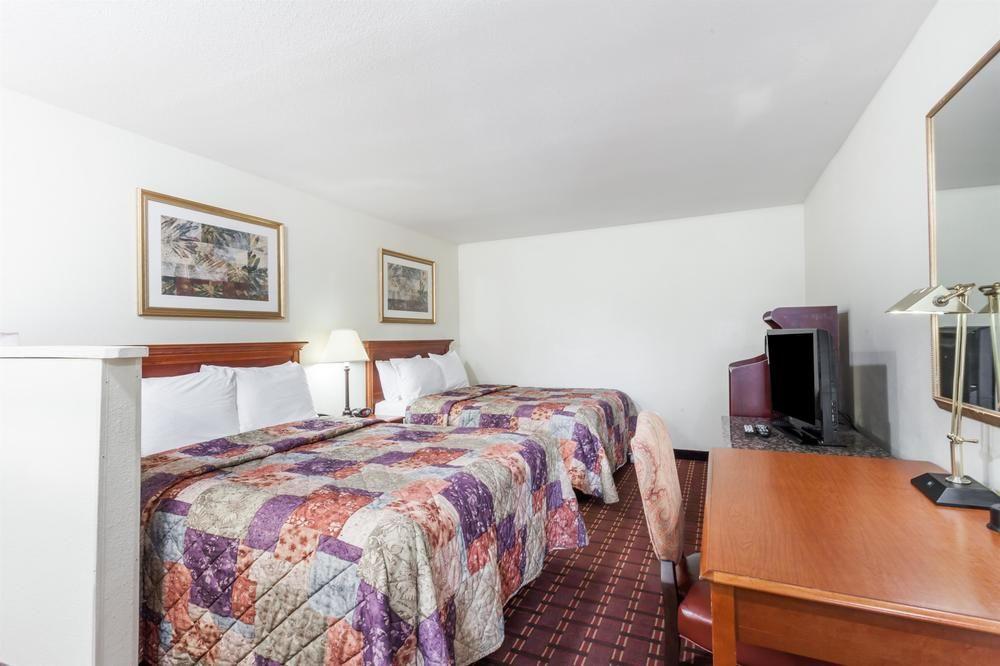 Inn Rodeway Cadiz