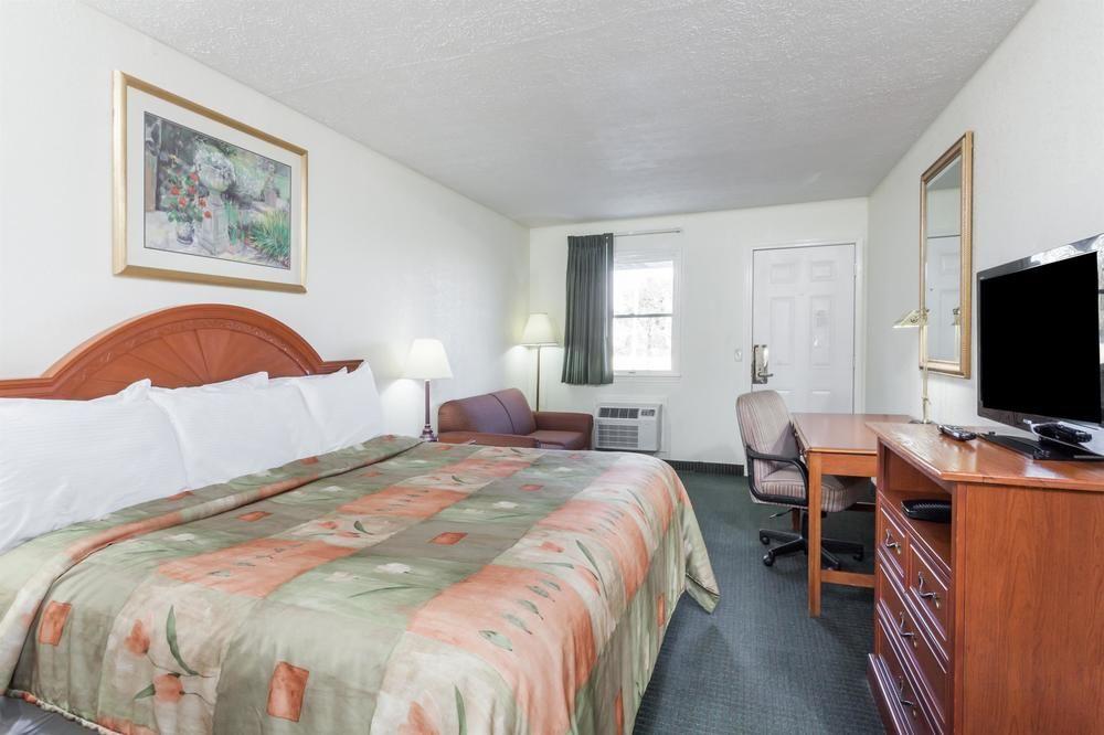 Rodeway Inn