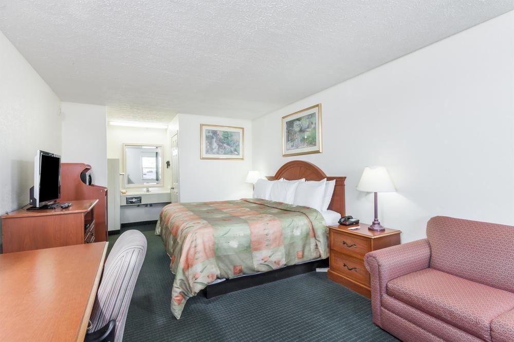 Rodeway Inn