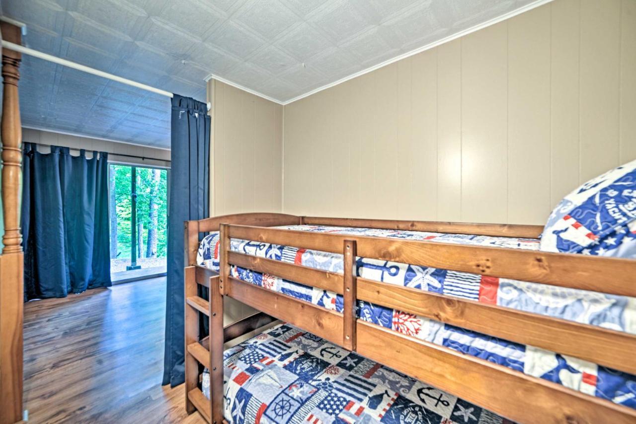 Holiday home Barkley Private Dock, Kayaks, Fire Pit! *