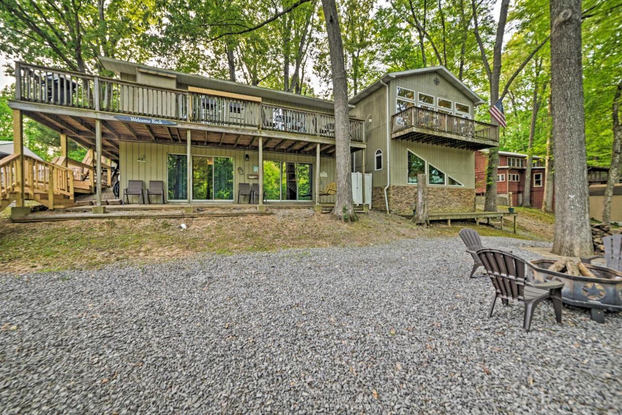 Barkley Private Dock, Kayaks, Fire Pit! *