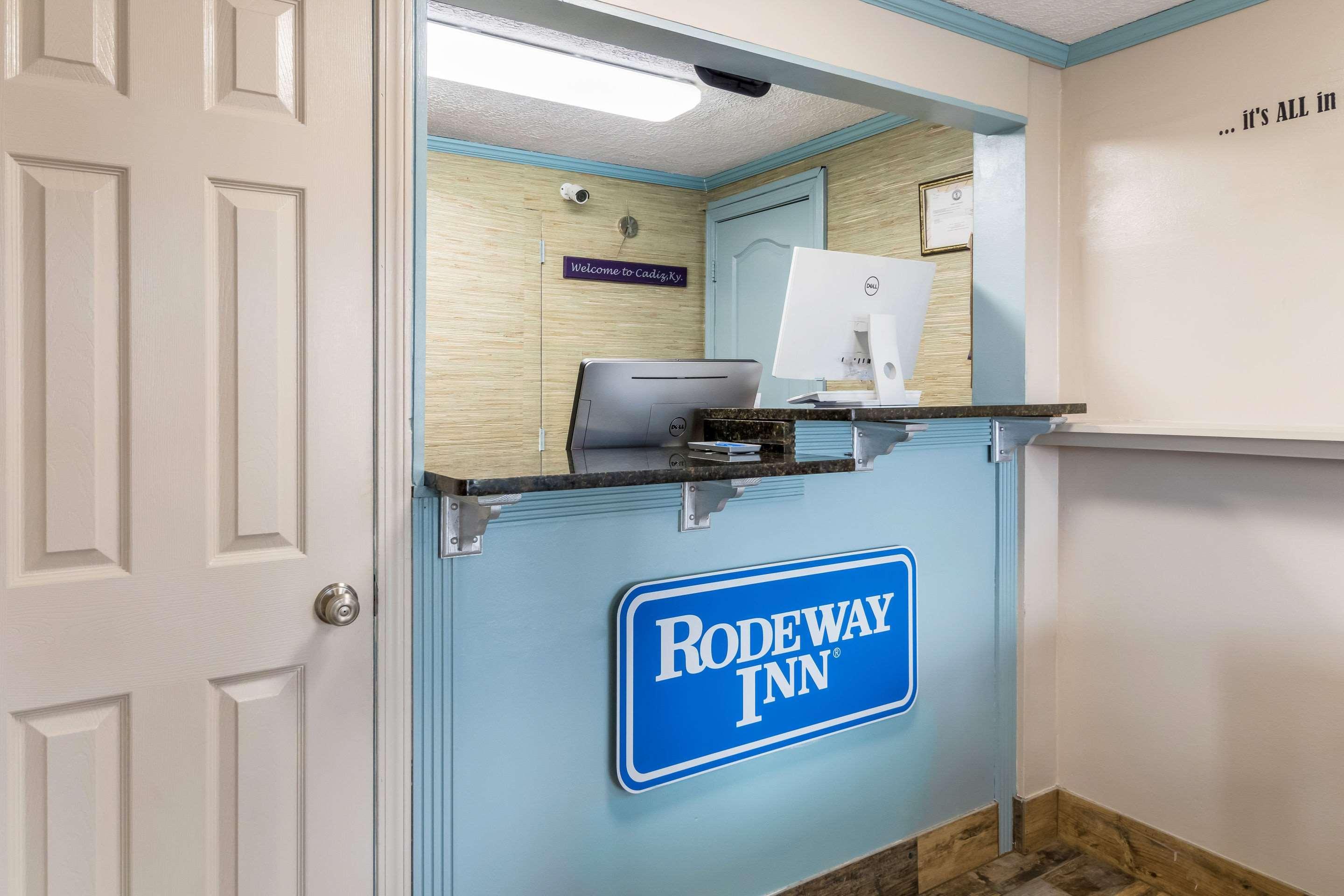 Rodeway 2*