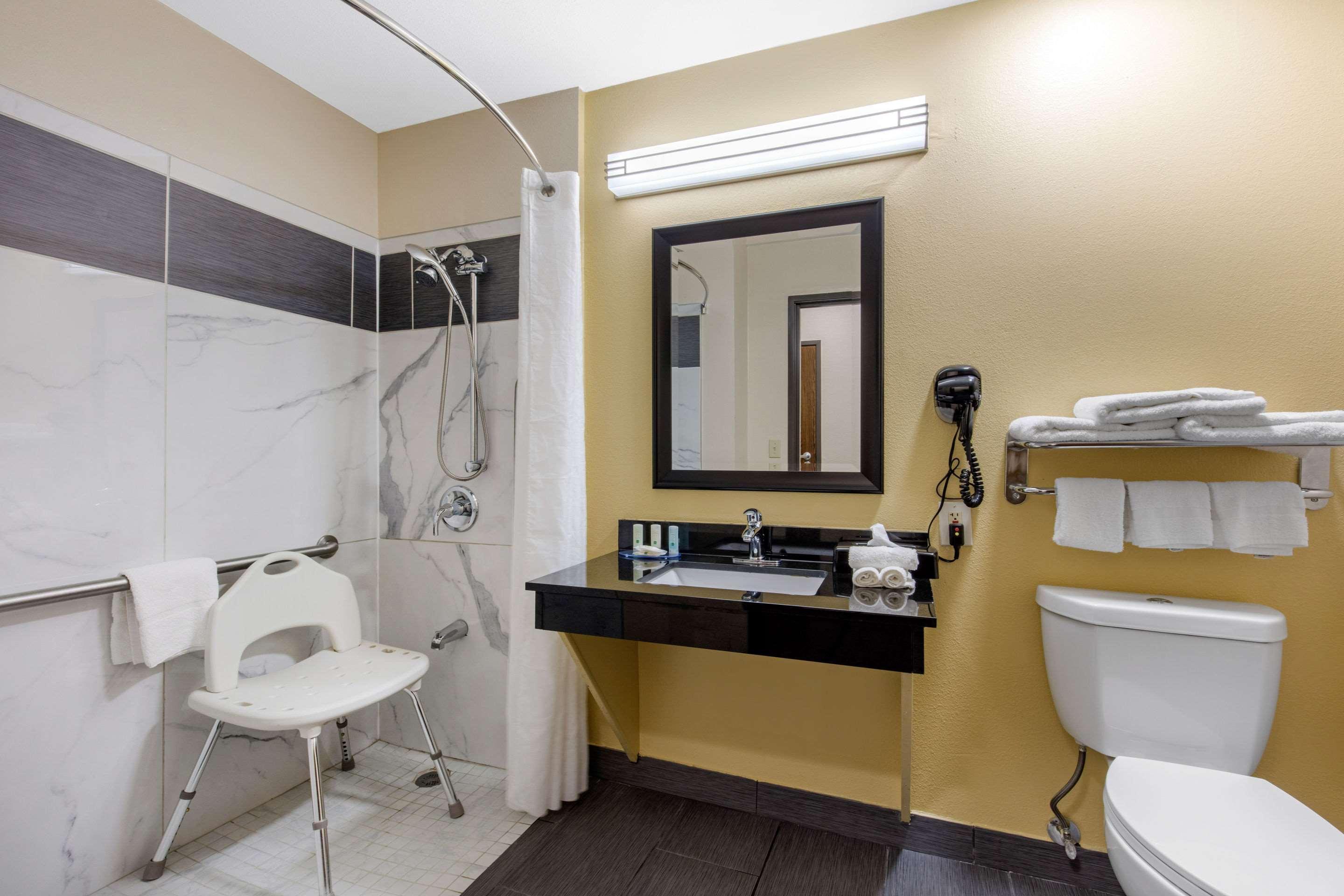 Quality Inn Cadiz