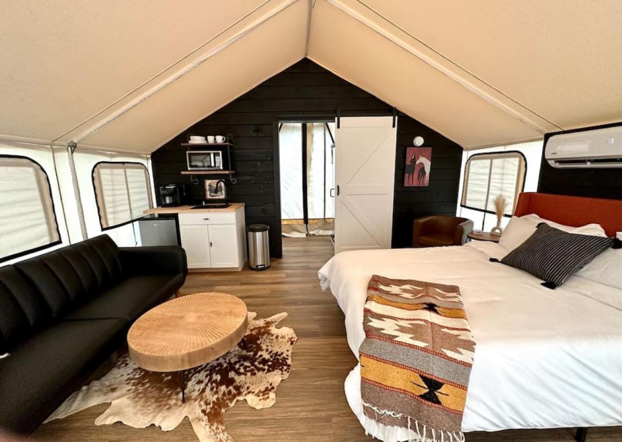 The Drury, Luxury Safari Tent Luxury tent