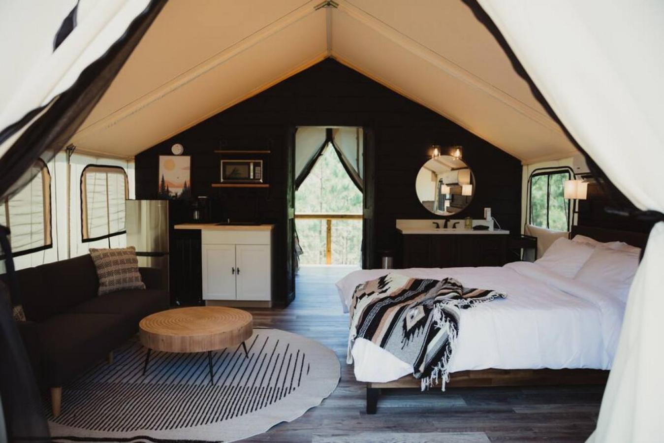 The Chetopa, Luxury Safari Tent Luxury tent