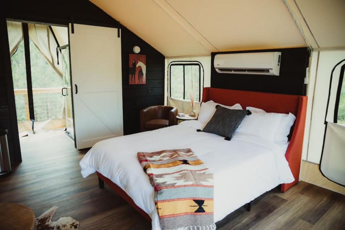 The Drury, Luxury Safari Tent Cadiz