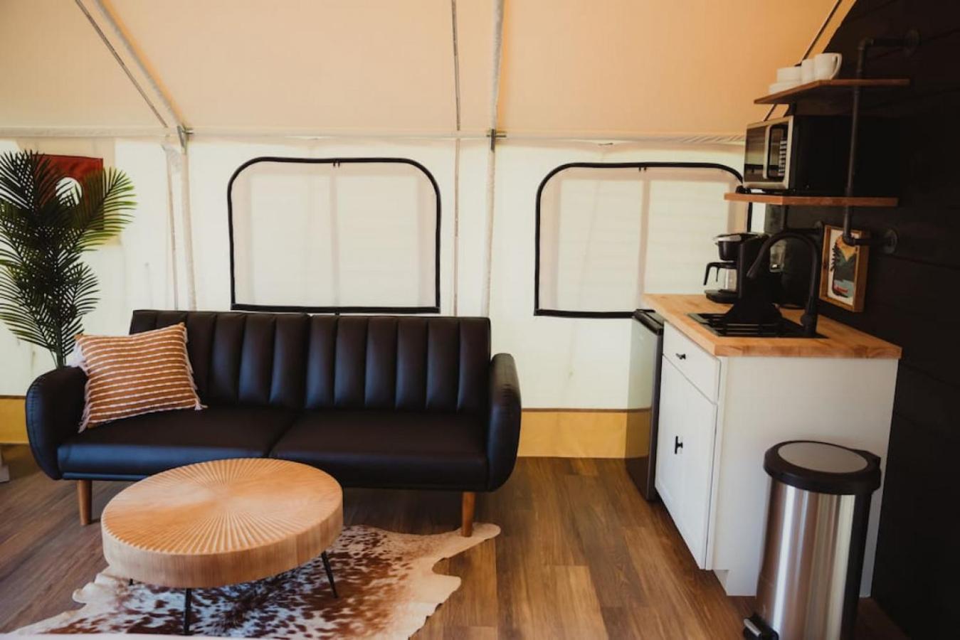 The Drury, Luxury Safari Tent * Cadiz