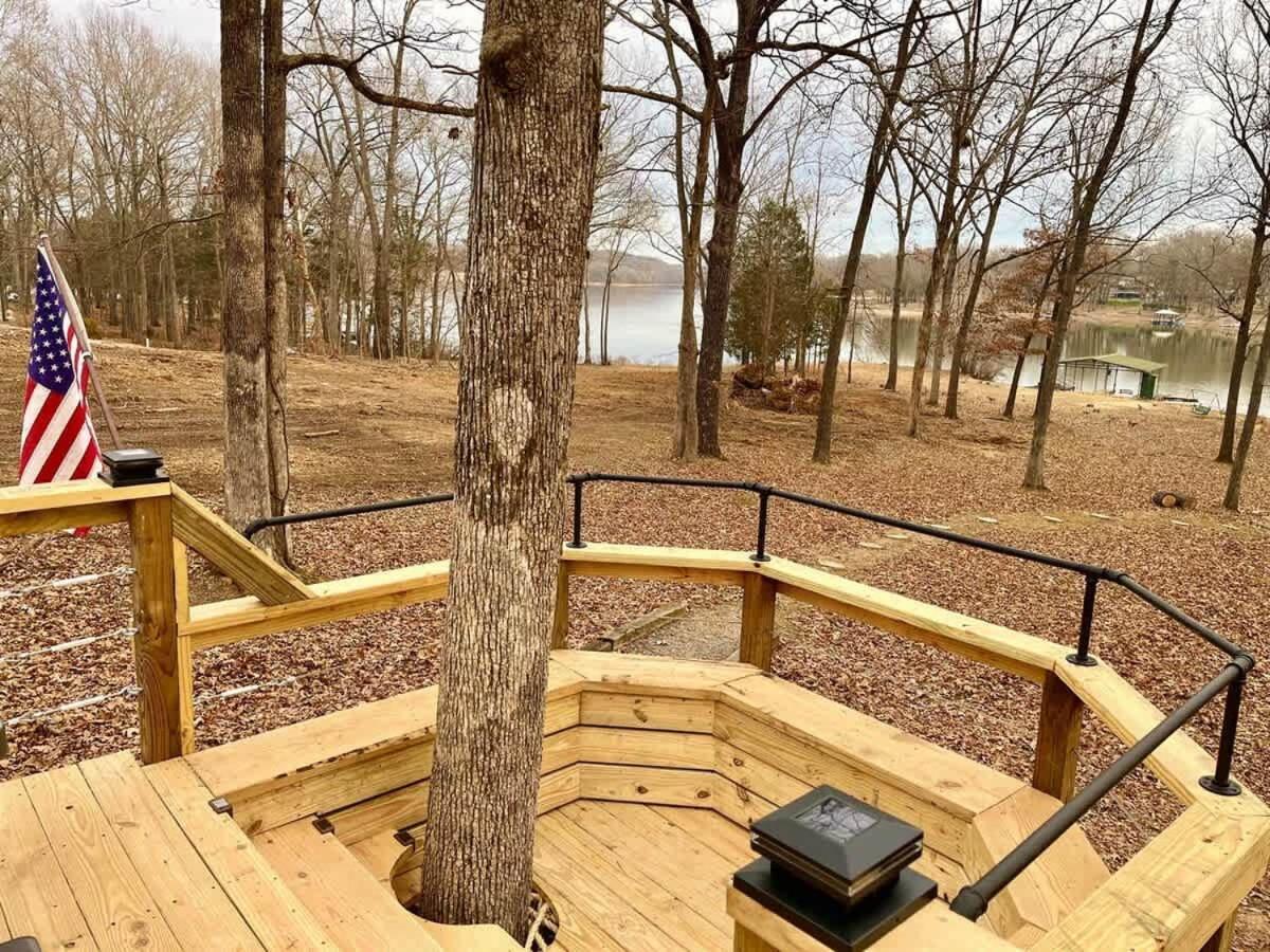 Lakefront - Private Dock - Fishing & Swimming *