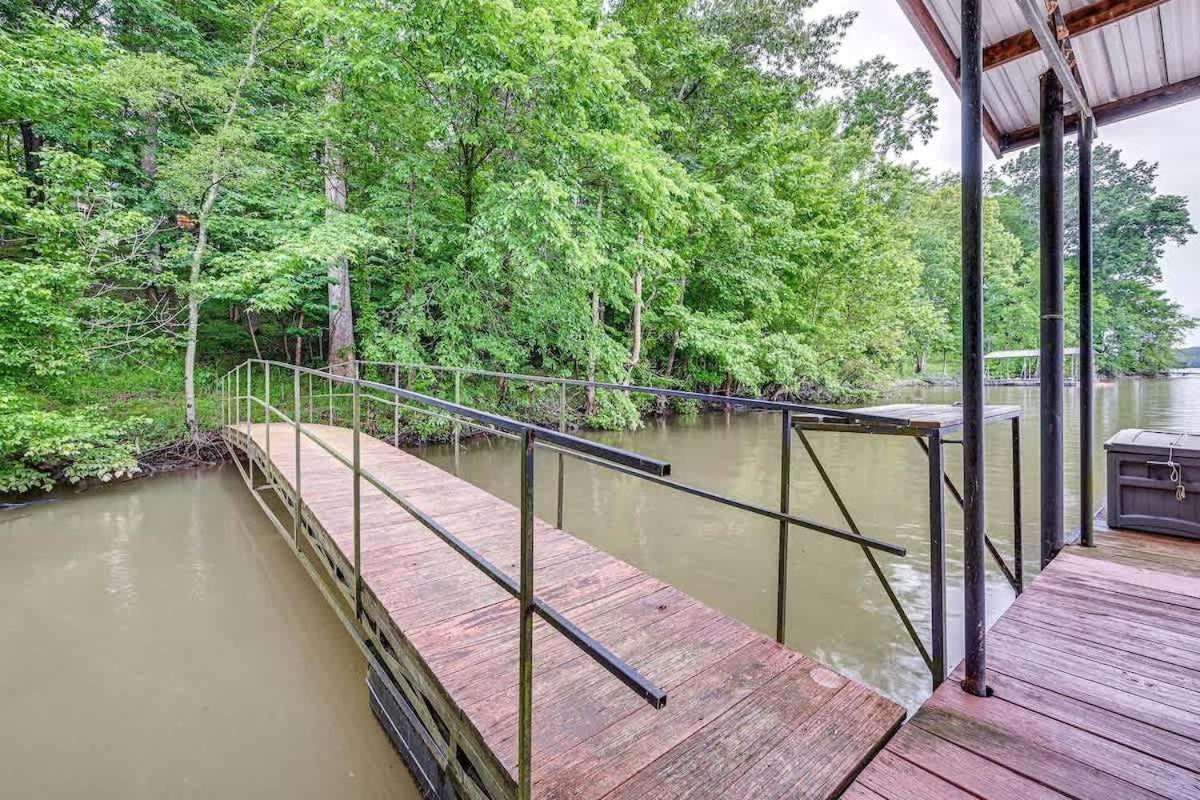 Delma's Haven In - Deck & Access *