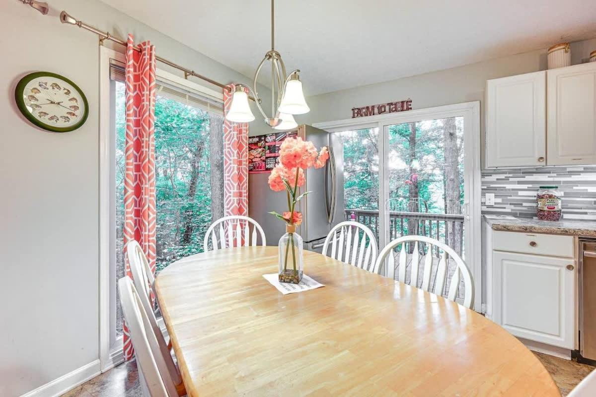 Delma's Haven In - Deck & Access Holiday home *