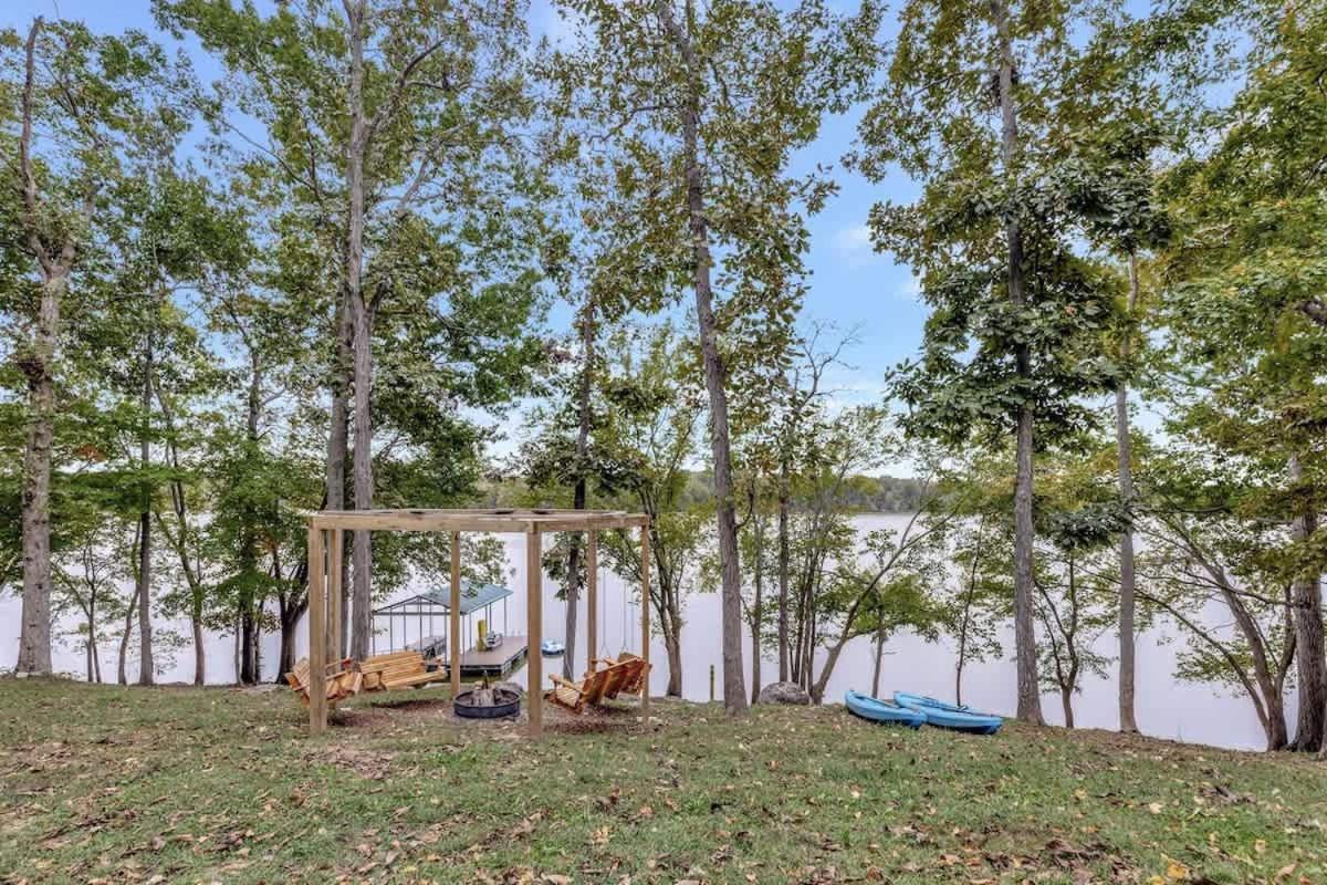 Hickory Haven - Stunning Views - Private Dock