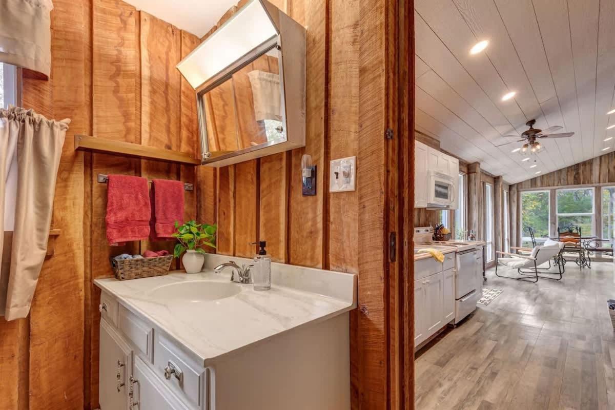 Hickory Haven - Stunning Views - Private Dock
