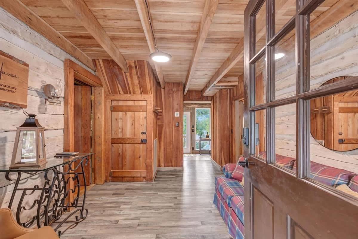 Hickory Haven - Stunning Views - Private Dock *