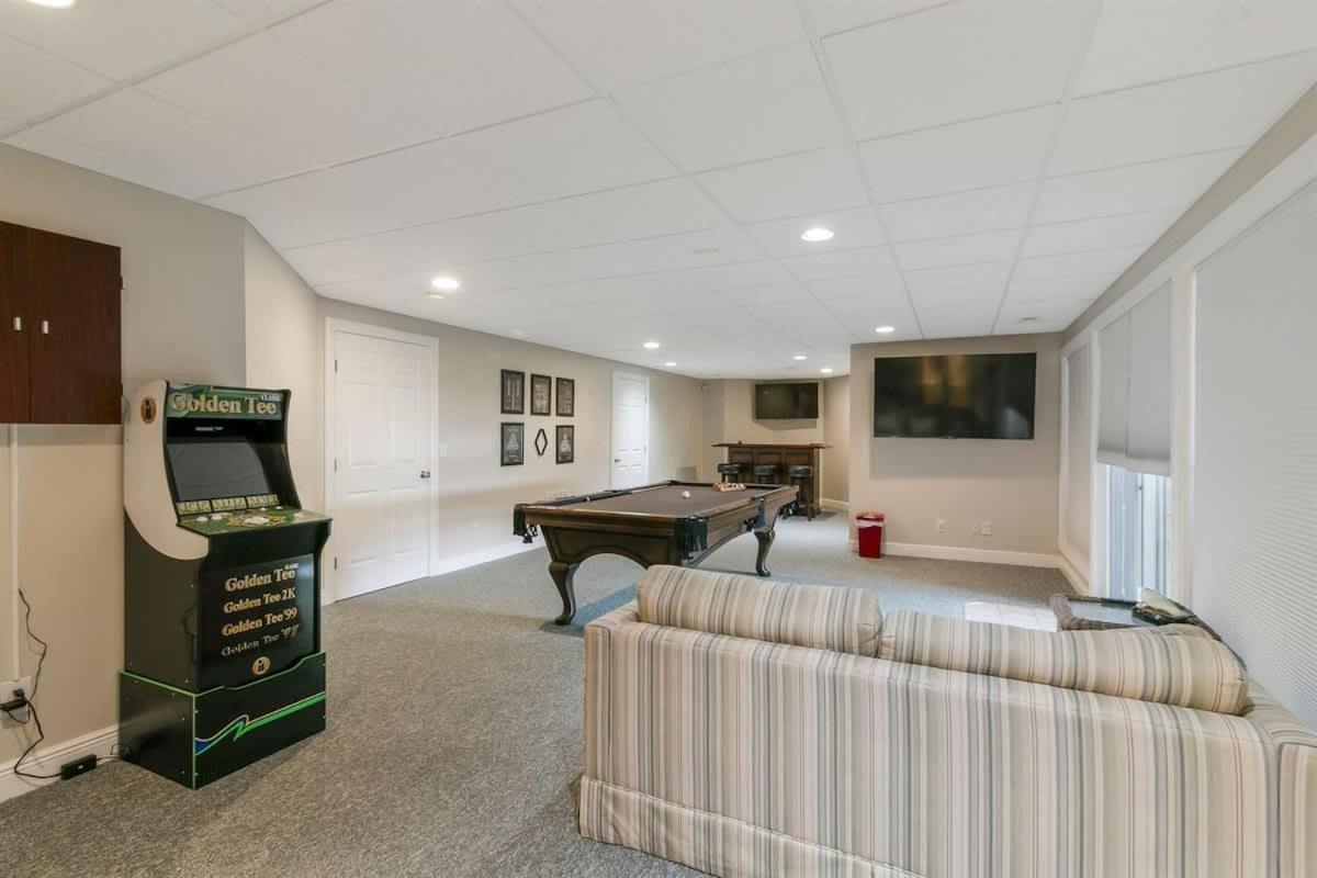 Holiday home Lakefront - Theater Pool Table *