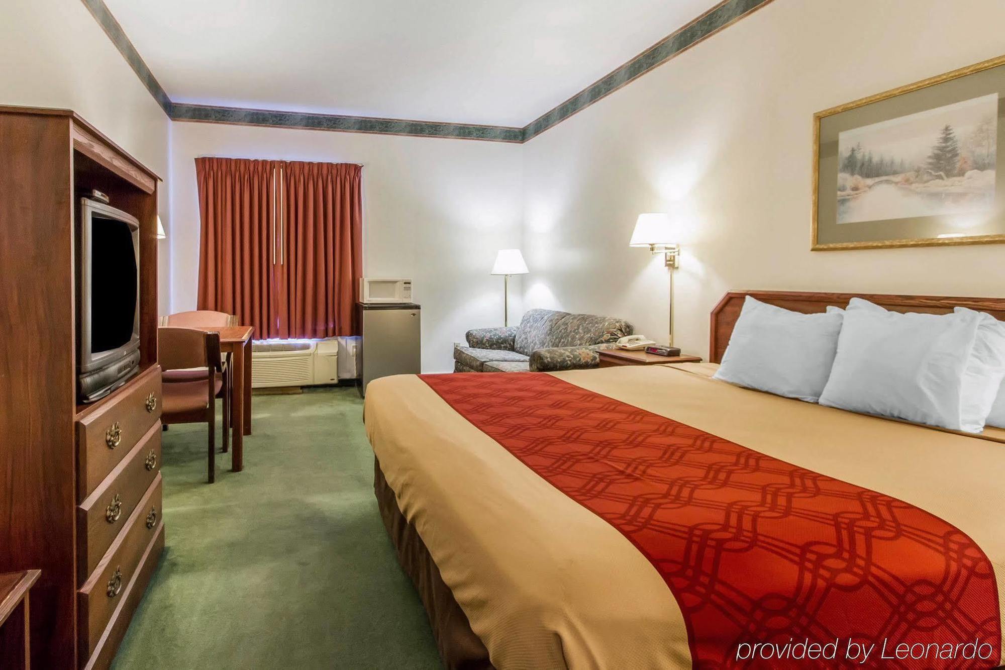 Quality Inn 2*