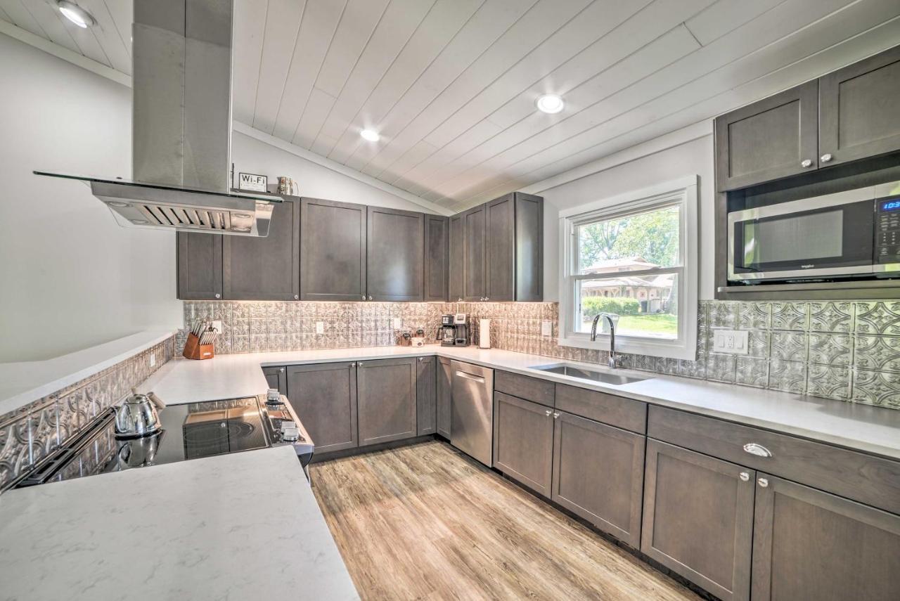 Barkley Waterfront With Deck And Boat Dock! * Cadiz