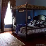 Futrell House Bed & Breakfast