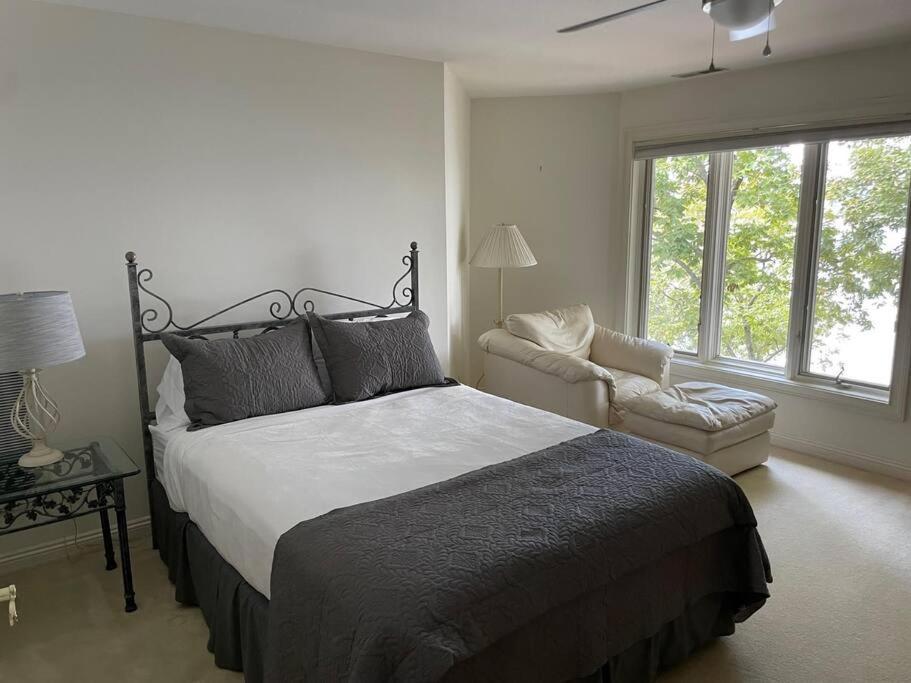 Main Channel Manor Holiday home Cadiz